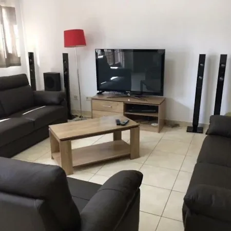 25 Sea Views, Pool,games,hot Tub, Office With Computer+ Wifi * بلايا بلانكا