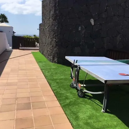 25 Sea Views, Pool,games,hot Tub, Office With Computer+ Wifi فيلة *